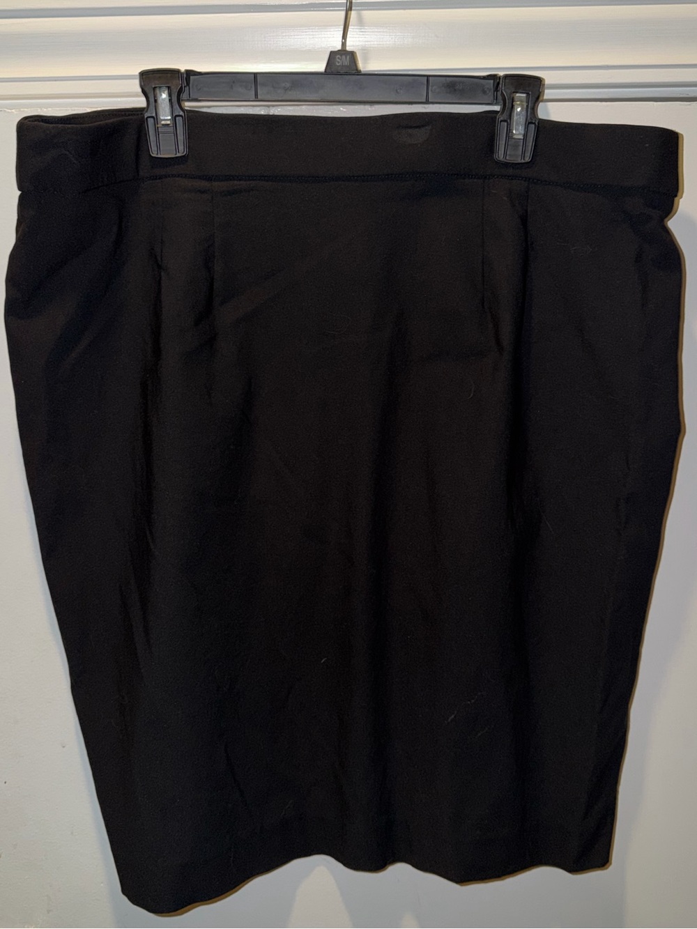 Elle Black Pull On Pencil Skirt — Women's Workwear - Picture 3 of 5